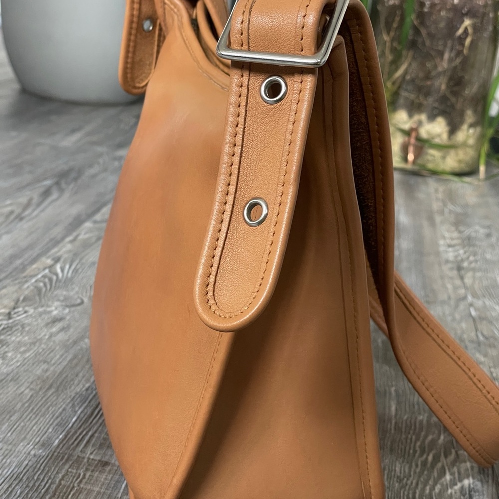 Coach Vintage Tan Legacy Shoulder Zip Bag Adjustable Strap Purse - Picture 13 of 14
